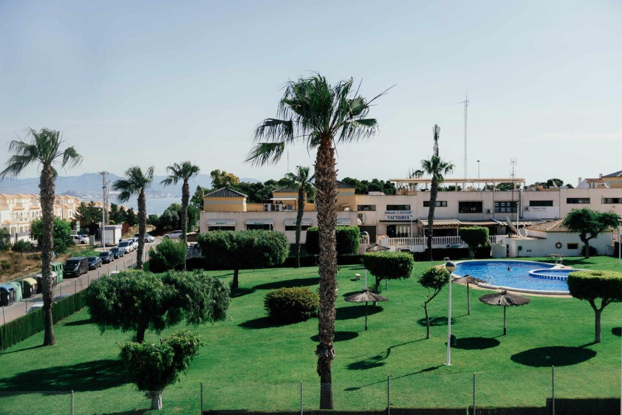 אליקאנטה Stunning 2 Bedroom Apartment With Pool View מראה חיצוני תמונה