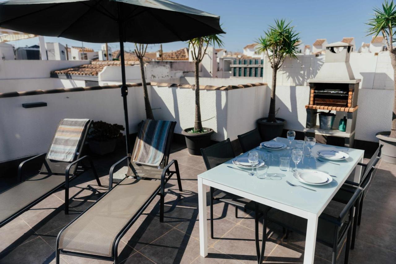 אליקאנטה Stunning 2 Bedroom Apartment With Pool View מראה חיצוני תמונה