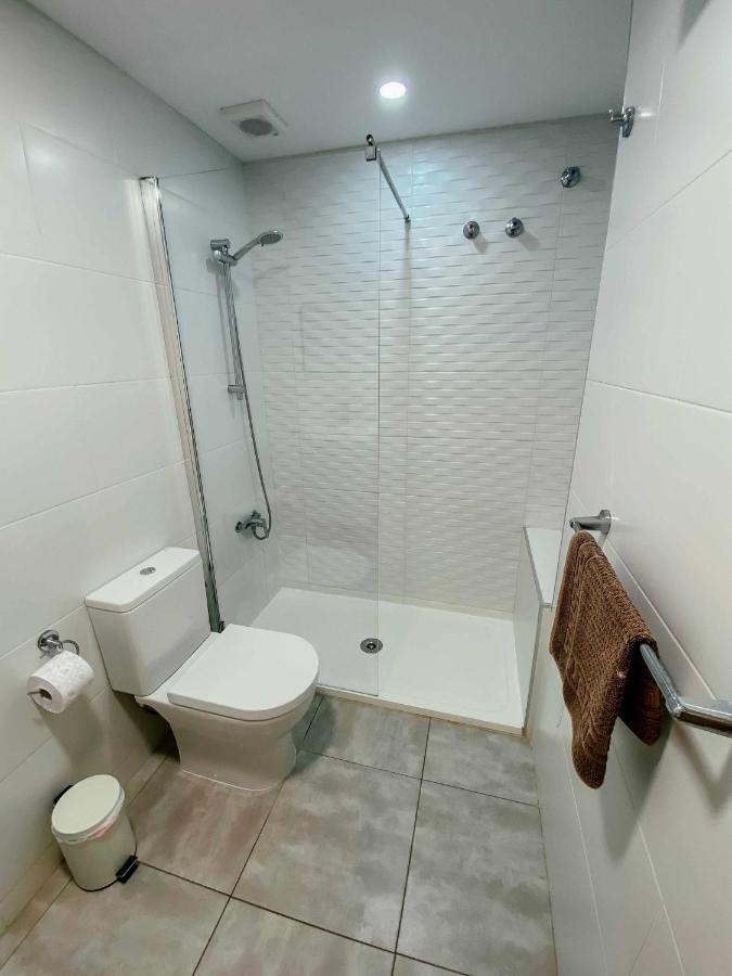 אליקאנטה Stunning 2 Bedroom Apartment With Pool View מראה חיצוני תמונה